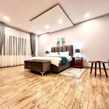 24 Roma Aparthotel Лусака Екстериор снимка