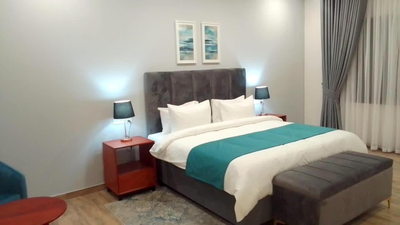 24 Roma Aparthotel Лусака Екстериор снимка