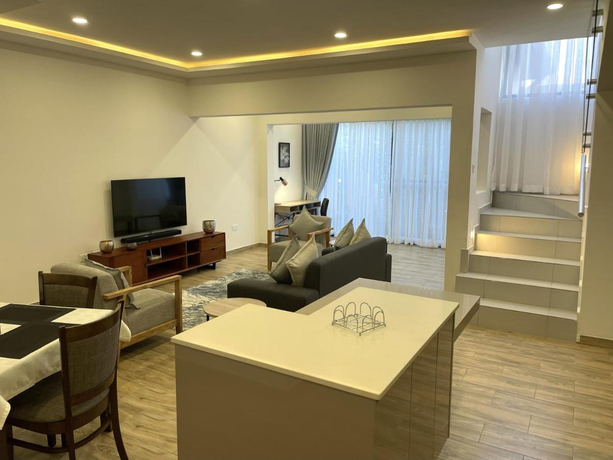 24 Roma Aparthotel Лусака Екстериор снимка